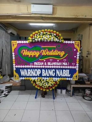 Papan Bunga di Balai Komando Cijantung