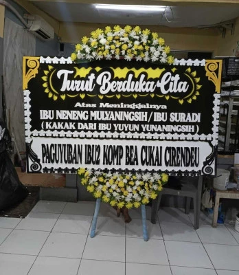 Papan Bunga di Balai Komando Cijantung